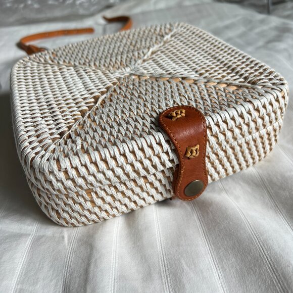 Rattan Backpack - Picture 5 of 13